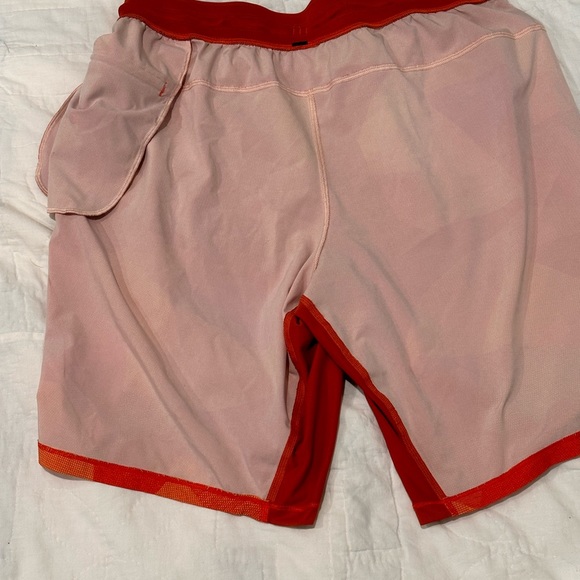 Lululemon Printed Pace Breaker Shorts Linerless 9" Athletic - Picture 7 of 12